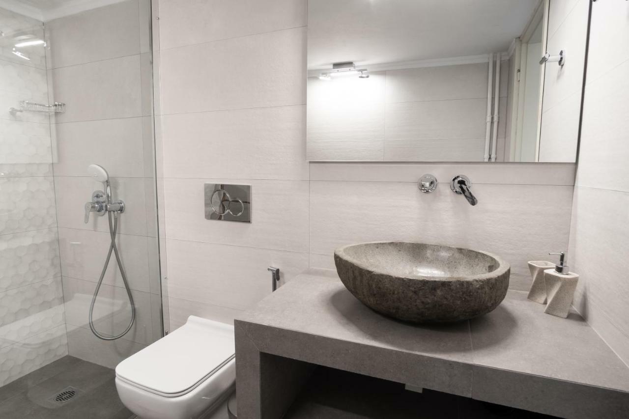 Comfy Apartment Of 104 M² Near Metro! Athene Buitenkant foto