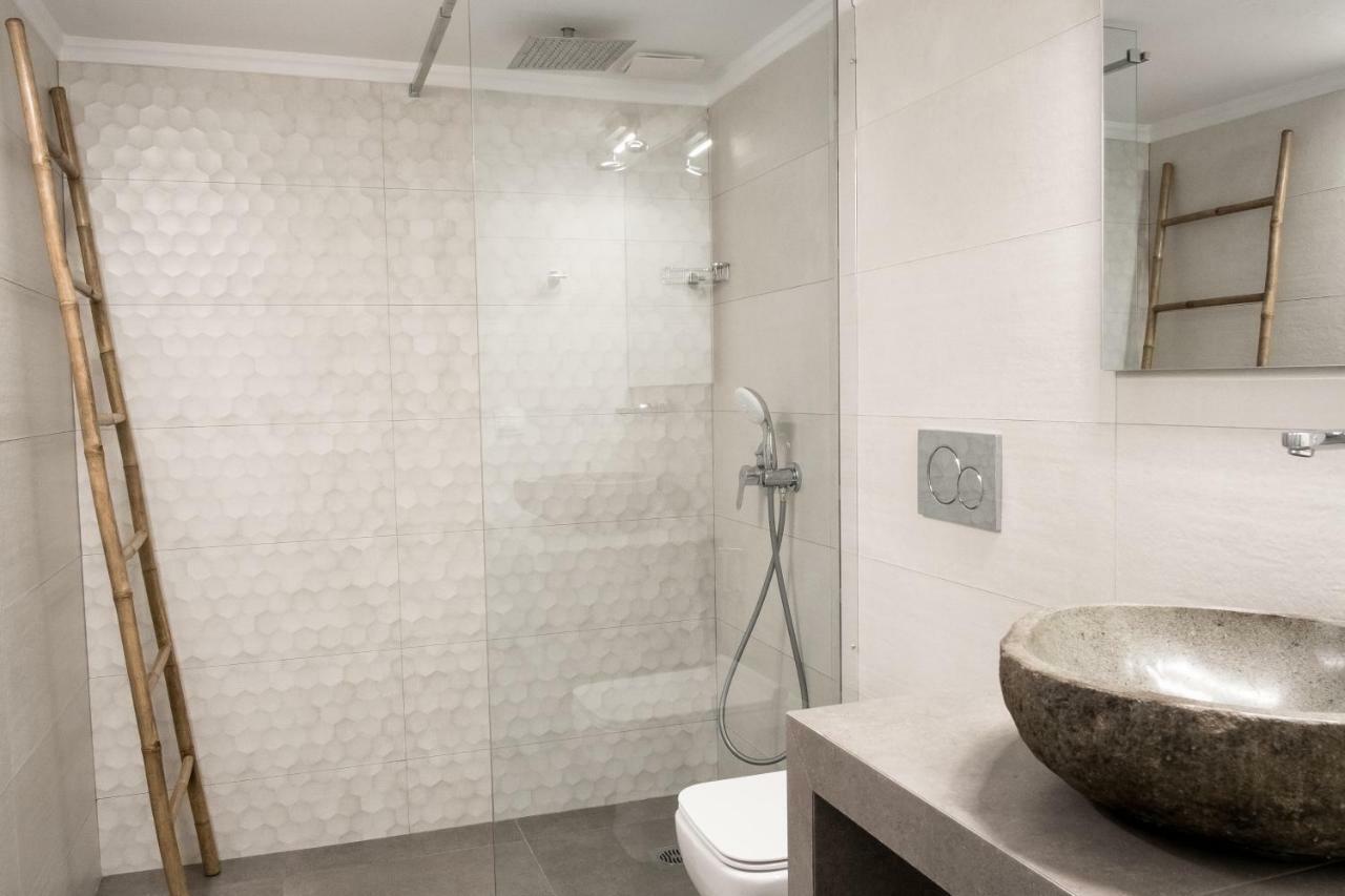 Comfy Apartment Of 104 M² Near Metro! Athene Buitenkant foto